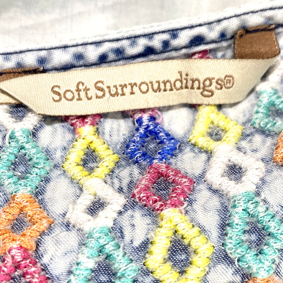 Soft Surroundings Work of Art Embroidered Blue Chambray Popover Blouse Top P/S - Picture 2 of 13